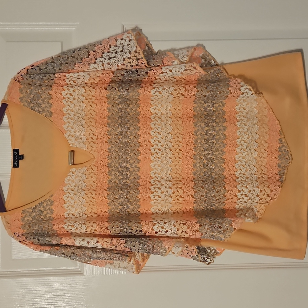 Women's Top